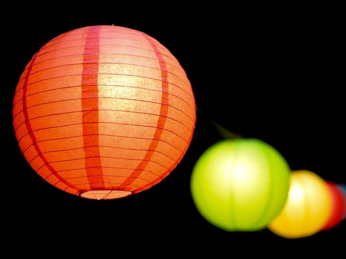 人们误认为外星飞船的 10 个飞行物