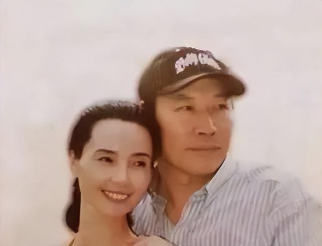 最后生还者|小品演员魏积安:为母亲拒绝上春晚,和妻子恩爱39年无绯闻