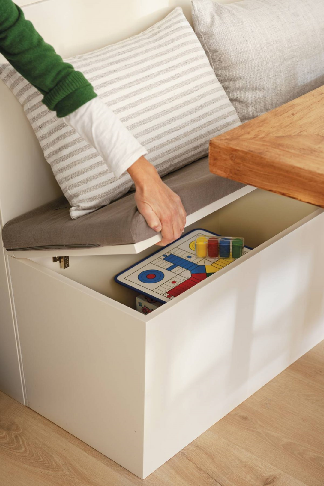 还在用传统餐桌款式?快来看看这种卡座餐桌结合体吧,小户型福音