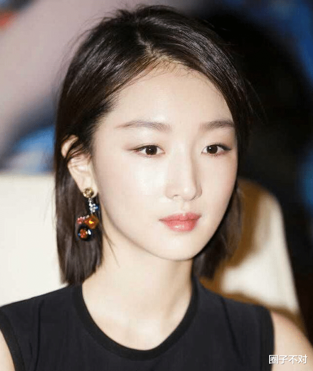 张艺谋|张艺谋带过的7位女明星,同样是“谋女郎”,差距为何如此悬殊?