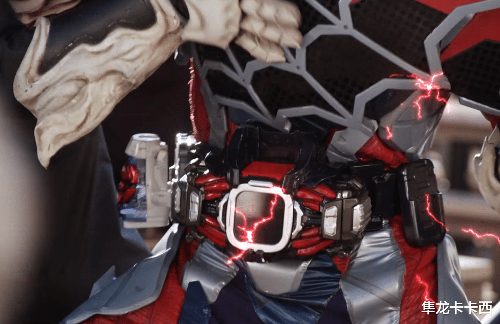 acgn漫评|假面骑士revice新伏笔：章鱼哥知道demons的秘密 腰带疑似有恶魔