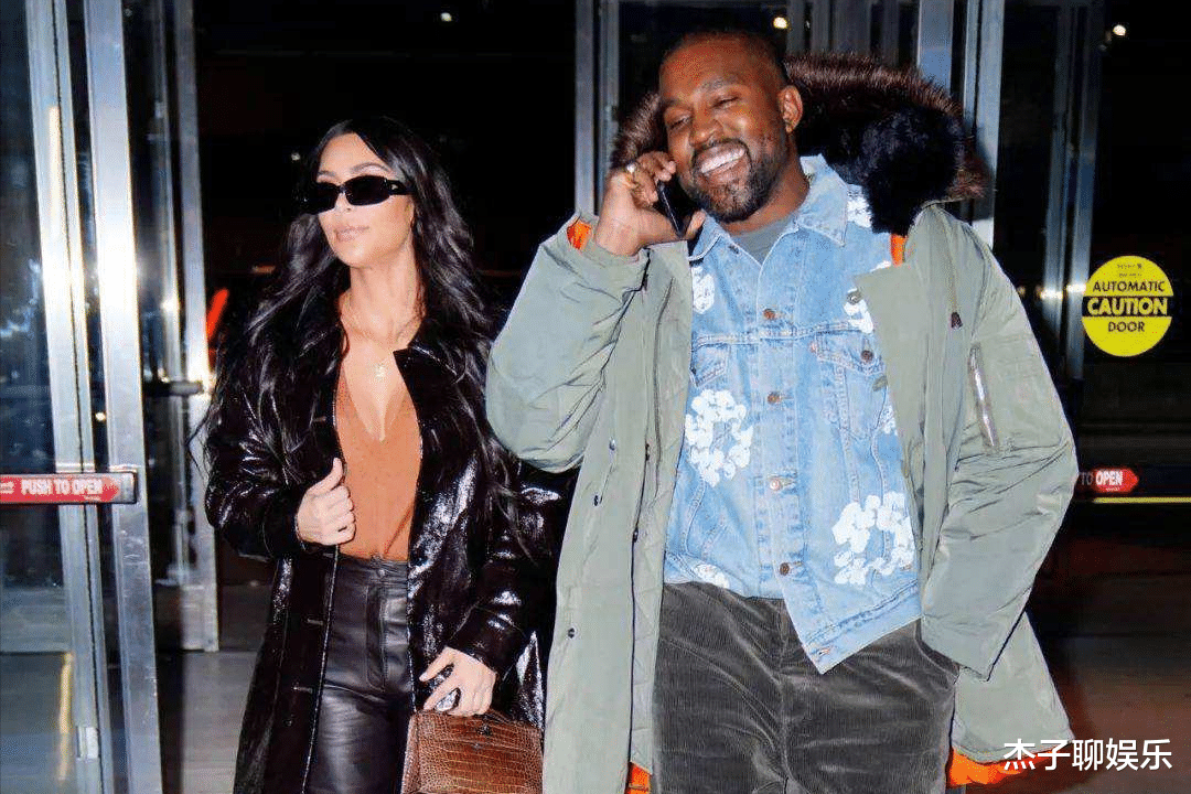 卡戴珊|离婚不到一年的两巨星，一个又开始恋爱，另一个官宣恋情被指痴情