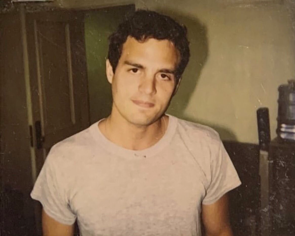 欧美明星|“顶流男星”自曝:24年前穷到睡在垃圾场!如果不是她,我这辈子早完了