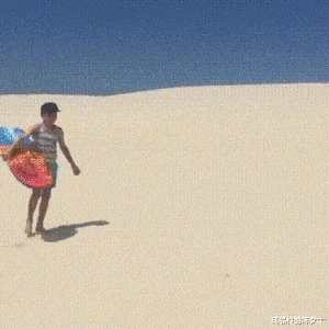 |“有哪些之前被炒的很火,上映后却票房尴尬的电影?”评论很皮