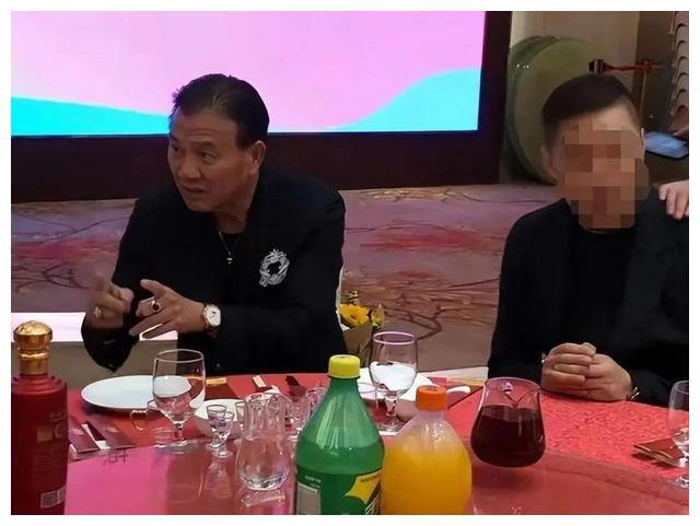 苏有朋|8位来内地养老的老港星：有人没工作，有人领退休金，有人住农村