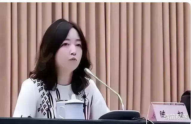 扬州戴副局长和成都陈副区长事件启示:招公务员少招太漂亮的女生