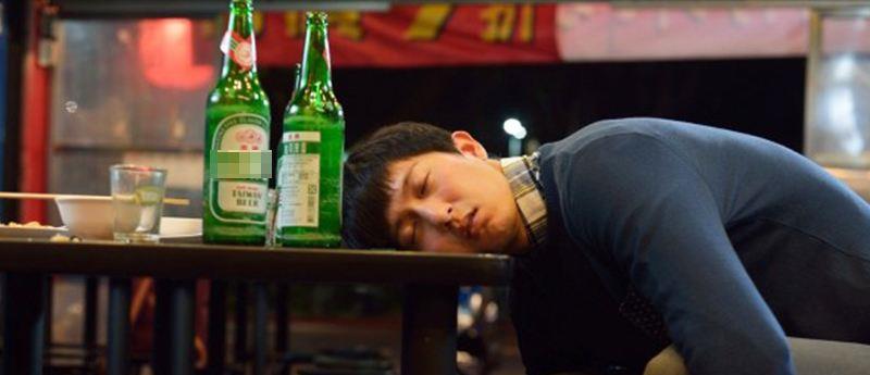 |职场告诫：不要冲动裸辞，原因很现实，越早知道越好