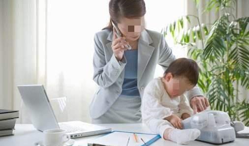 |“上班式带娃”正在流行,老人和儿女互不打扰,孩子也有人照看