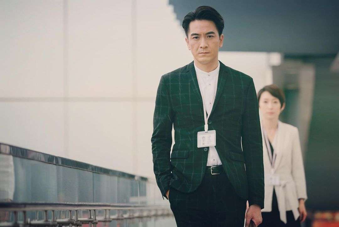 西装|职场剧永远可以相信TVB,两大视帝互飙演技,再现港剧辉煌
