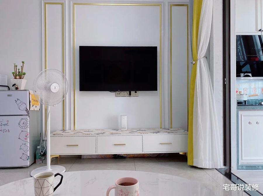 90后女孩37㎡小家火了，厨房在阳台，客厅与卧室共用，安全感爆棚