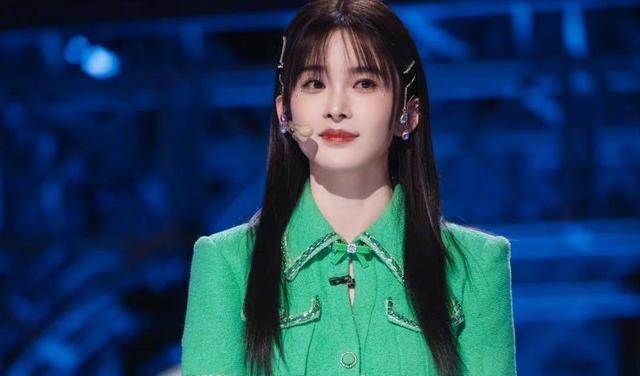 赵樱子|赵樱子终于被淘汰了！《乘风破浪》二公落幕，那英组扳回一城