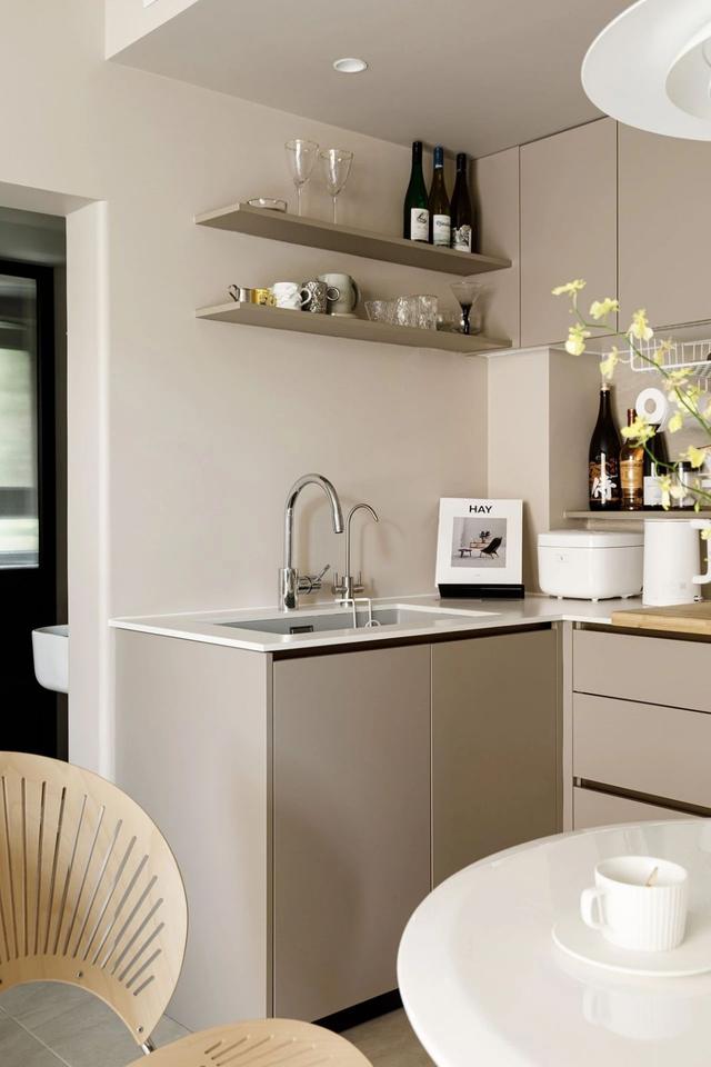 厨房|?这位北漂女主太有品味了，住50㎡小宅，全屋整洁又高级，晒晒！