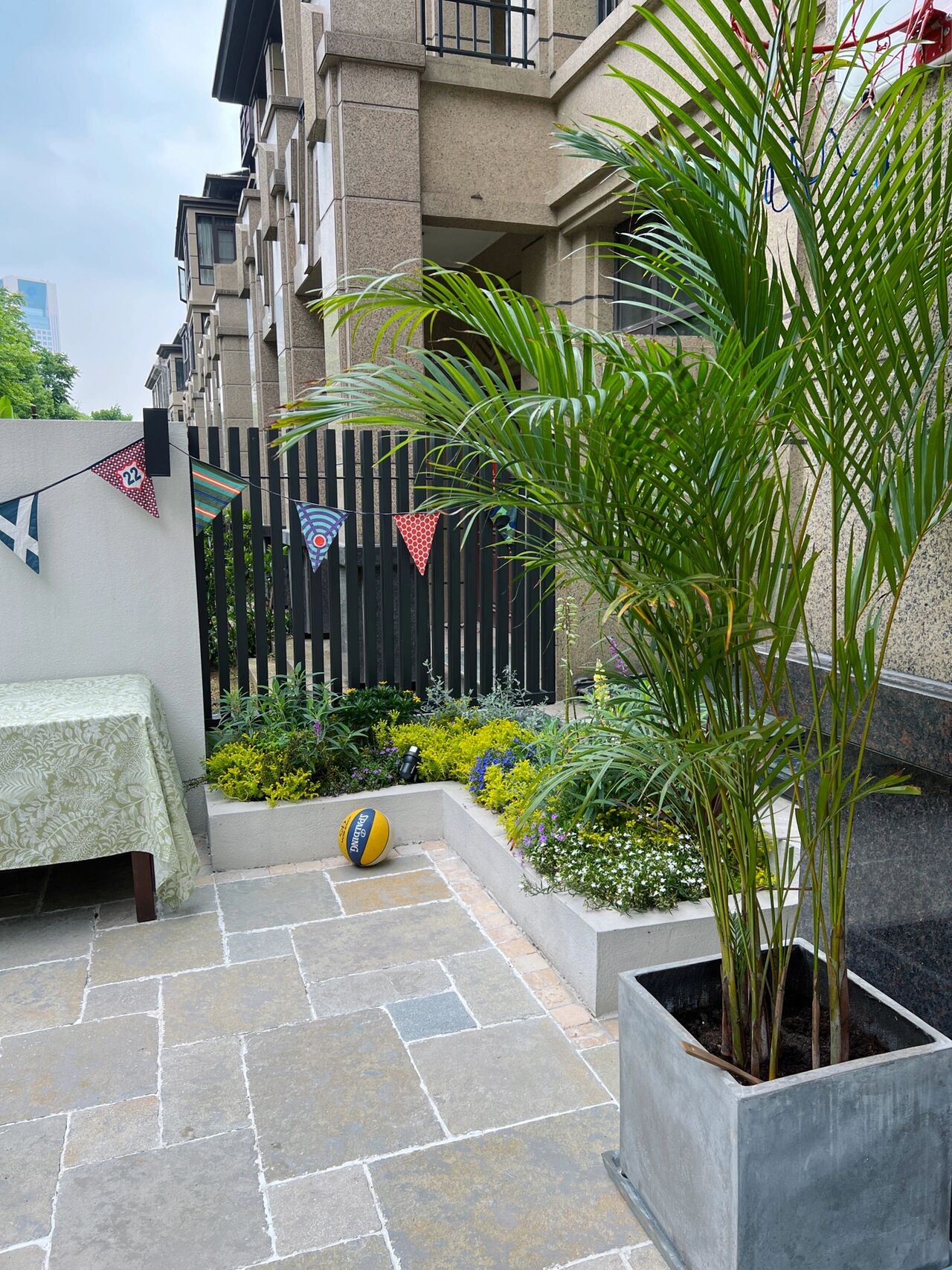 一楼40㎡小院,升级改造成休闲小花园,这才是院子的正确打开方式