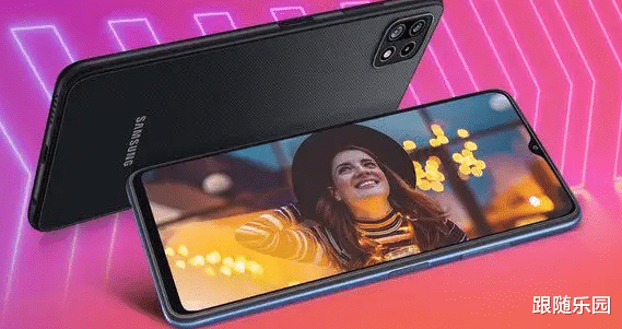 笔记本|三星旗舰新机曝光：性能太过激进，网友：进击高端机？你觉得呢？