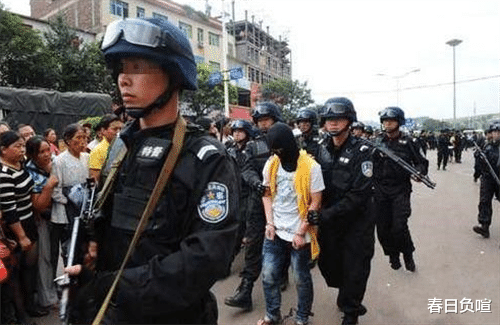 湖南“8.20连环杀人案”:两名高中生9天连杀7人,死前忏悔求活命