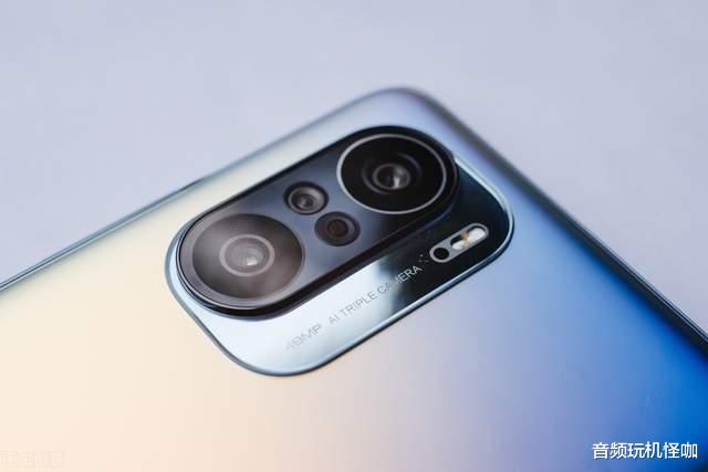显卡|红米手机属于真香万金油，一点不吹嘘，原因在于综合功能！