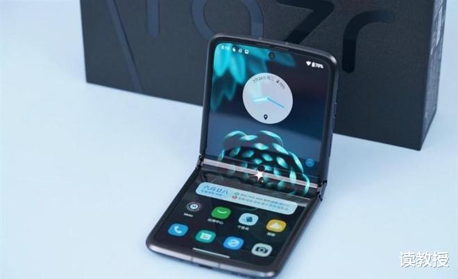 折叠屏|中国折叠屏手机市场“洗牌”:小米跌至第六,三星第二,榜首占半壁江山