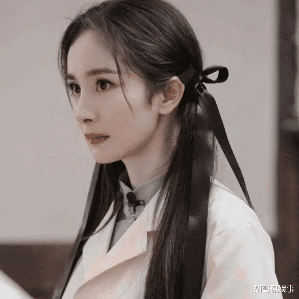 正午阳光|拼命搞事业的85花，如今为何集体落寞，网友：因为一代更比一代强