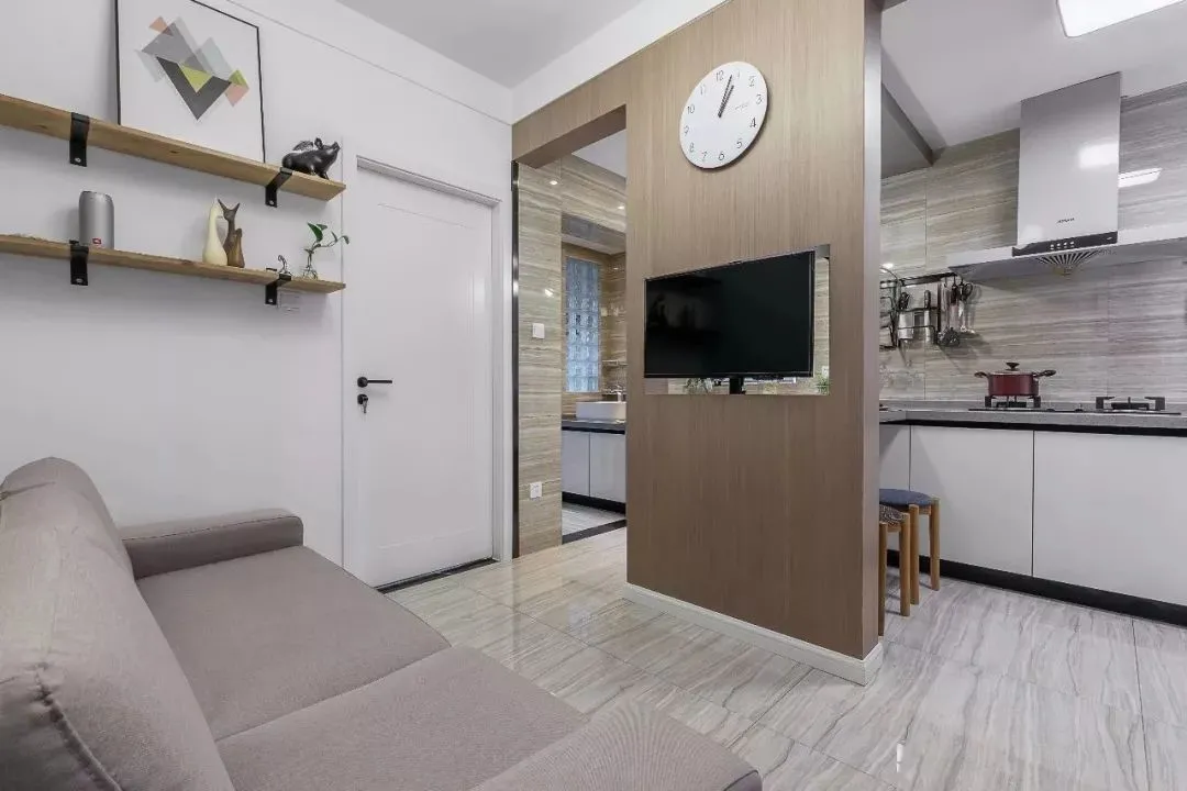 52㎡时尚小户型,加入温馨的木质设计,让这个小窝变得更加舒适!