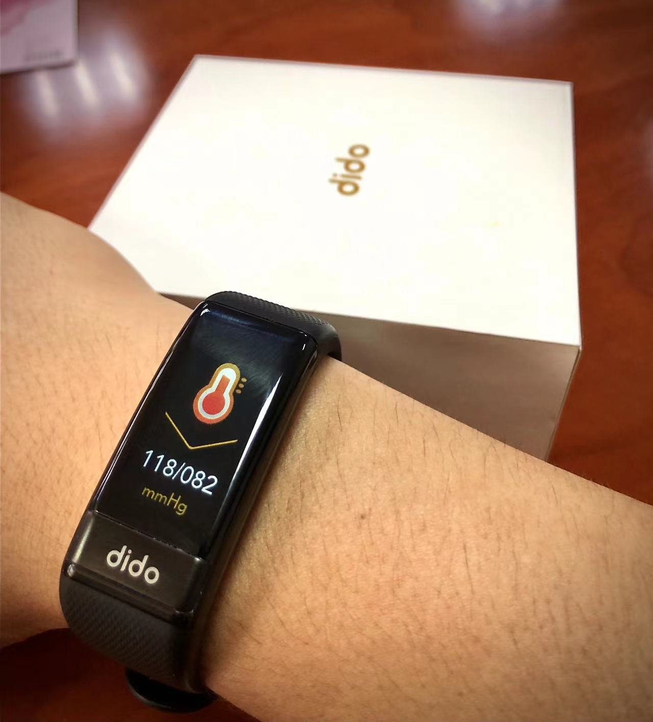dido|智能手环也能做专业健康监测？dido Y1健康监测手环时刻守护