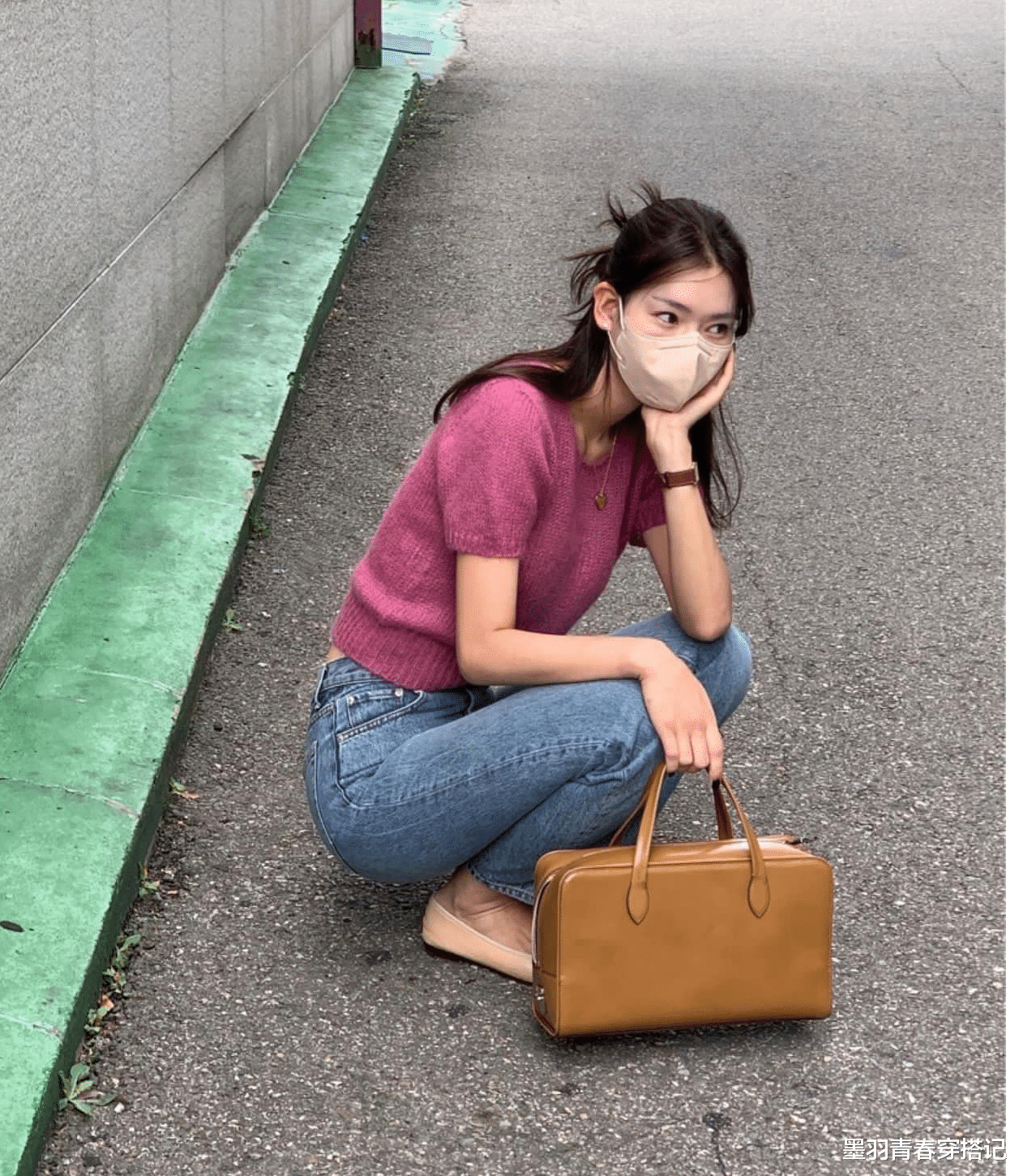 别再傻傻扎低马尾了,今年流行一种“毽子头”,时髦洋气又减龄