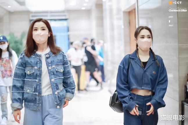 阿娇|阿娇阿Sa合体录浪姐3，穿背心秀马甲线，网友：我的青春回来了