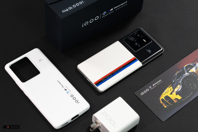 5G|骁龙8+加持,更成熟的iQOO 10 Pro亮点真多