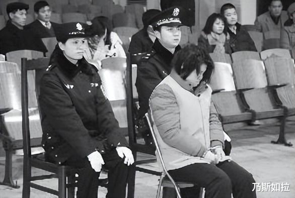 1米4小伙卖白糕成亿万富翁,分800万给妻子,仍被她杀死?