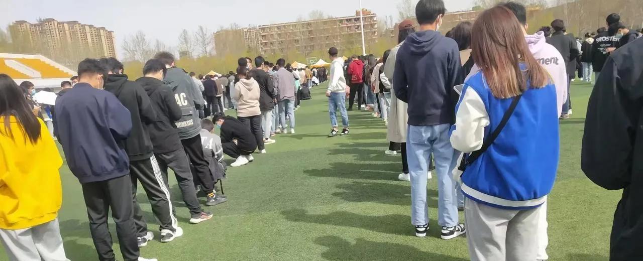 求职|让人泪奔，曾经的部门领导，中年失业，到处求职无门