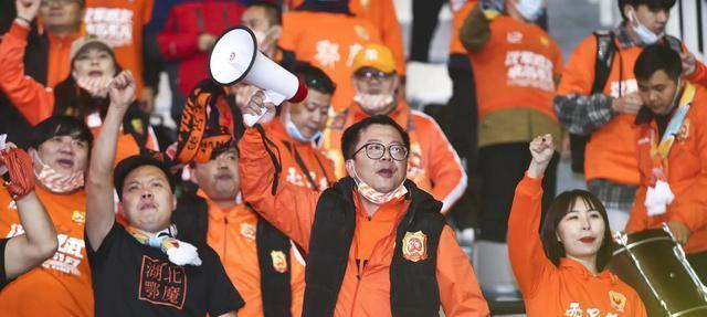 国足|10位中国足坛武汉籍球员，曾诚、蒿俊闵前三，第一名实至名归