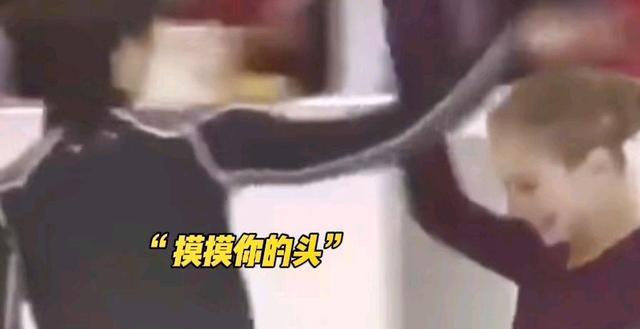 鲁索|特鲁索娃同羽生结弦正面较量！羽生倒在冰面，莎莎赢了男子第一人