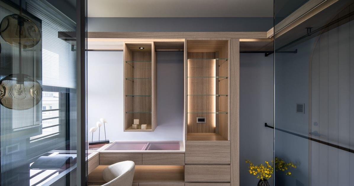 装衣帽间,对比留空组合设计,传统满柜装法输得彻底,问题出在这