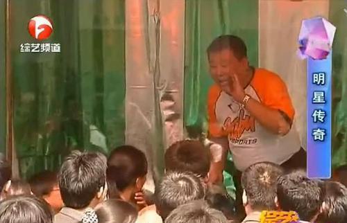 安徽卫视|沙雕新闻年年有,安徽卫视占八斗,安徽卫视是一代人的童年回忆!