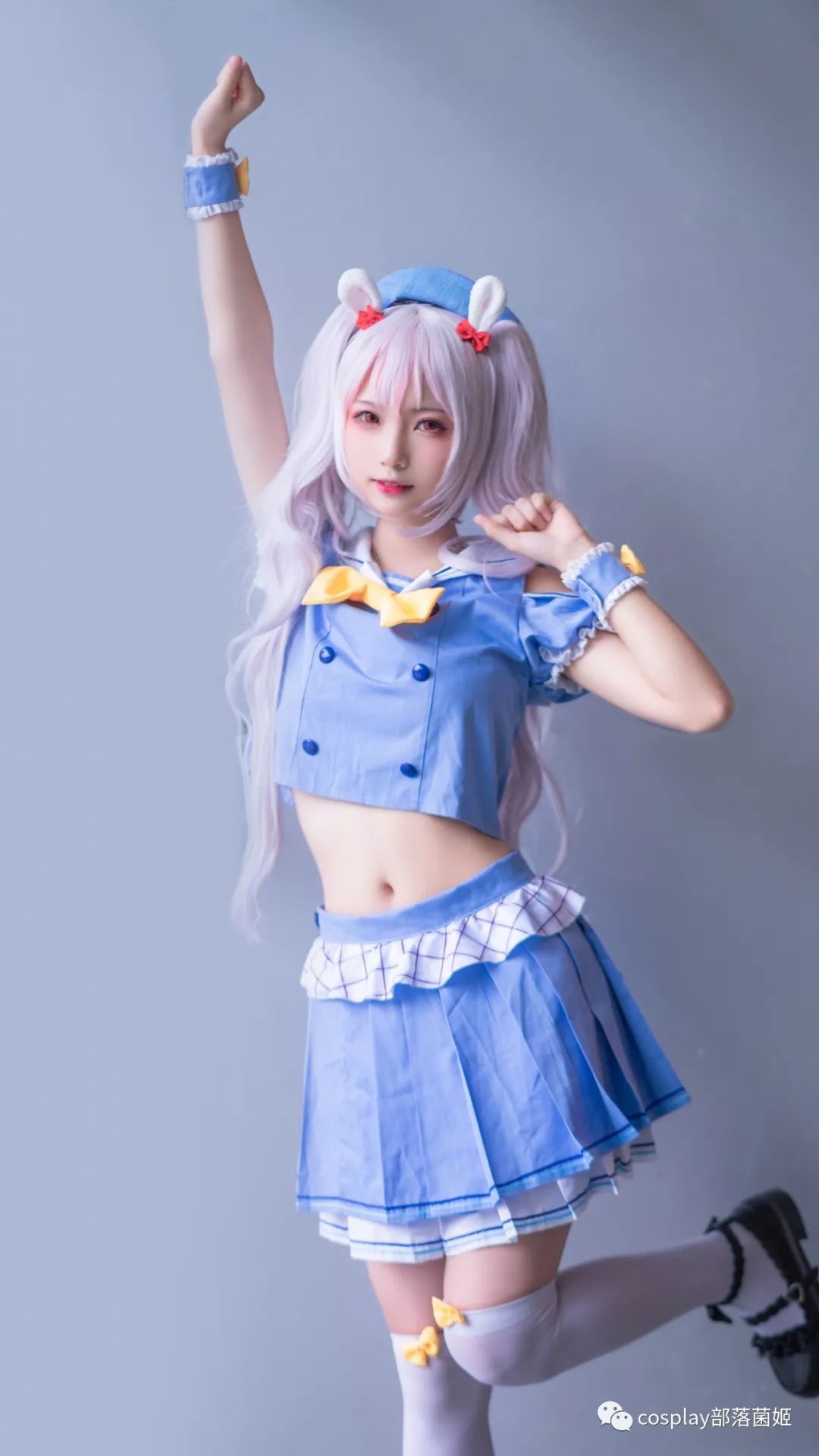 碧蓝航线|cos：碧蓝航线拉菲兔兔店员cos正片@橙喵
