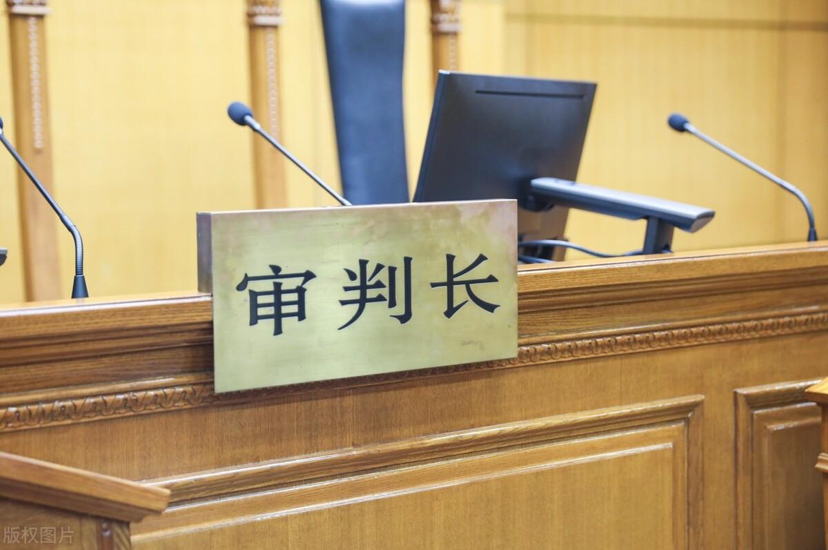 男青年在辽宁省阜新用假币结车费,还要求找零被当场杀死