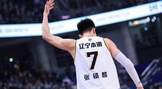 刘维伟|4消息！刘维伟谈加盟，球探挺曾凡博，金金曝4隐患，吴乃群专访