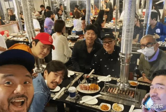 具俊晔|具俊晔与众美女合照，贴身合影饮酒热聊，不怕大S吃醋吗？