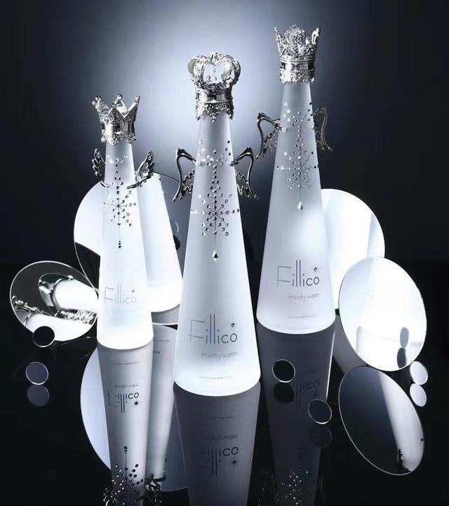 贵价瓶装水，有钱的味道？