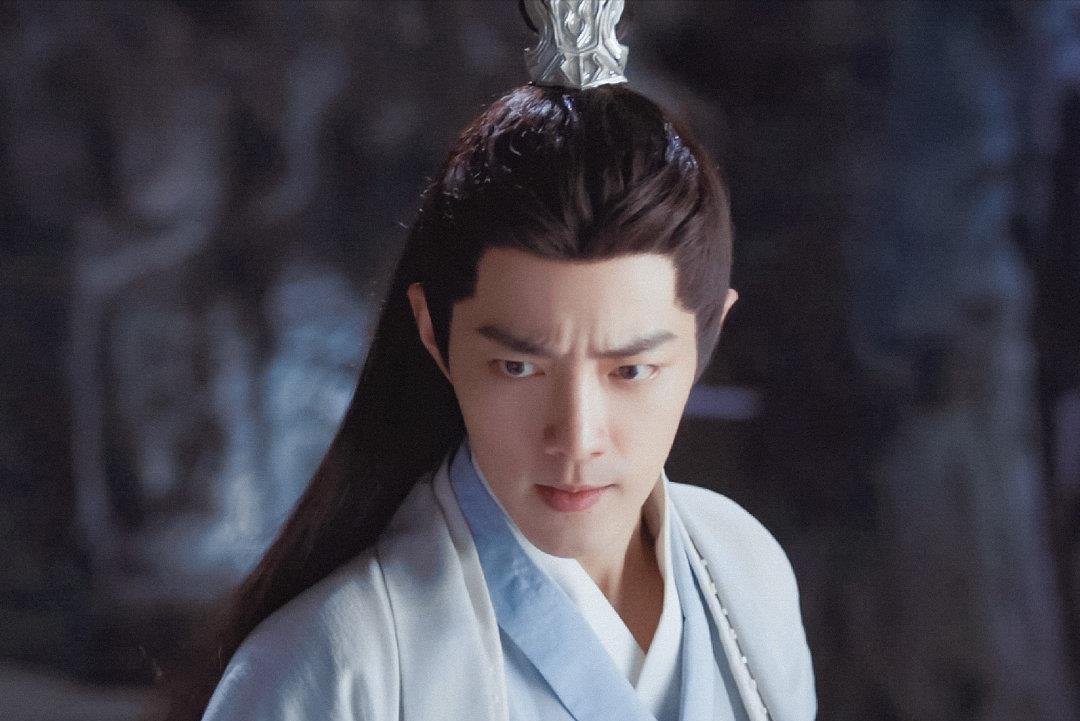 肖战|《玉骨遥》获两大官方安利，坦言肖战为古装男神，时影神官要来了