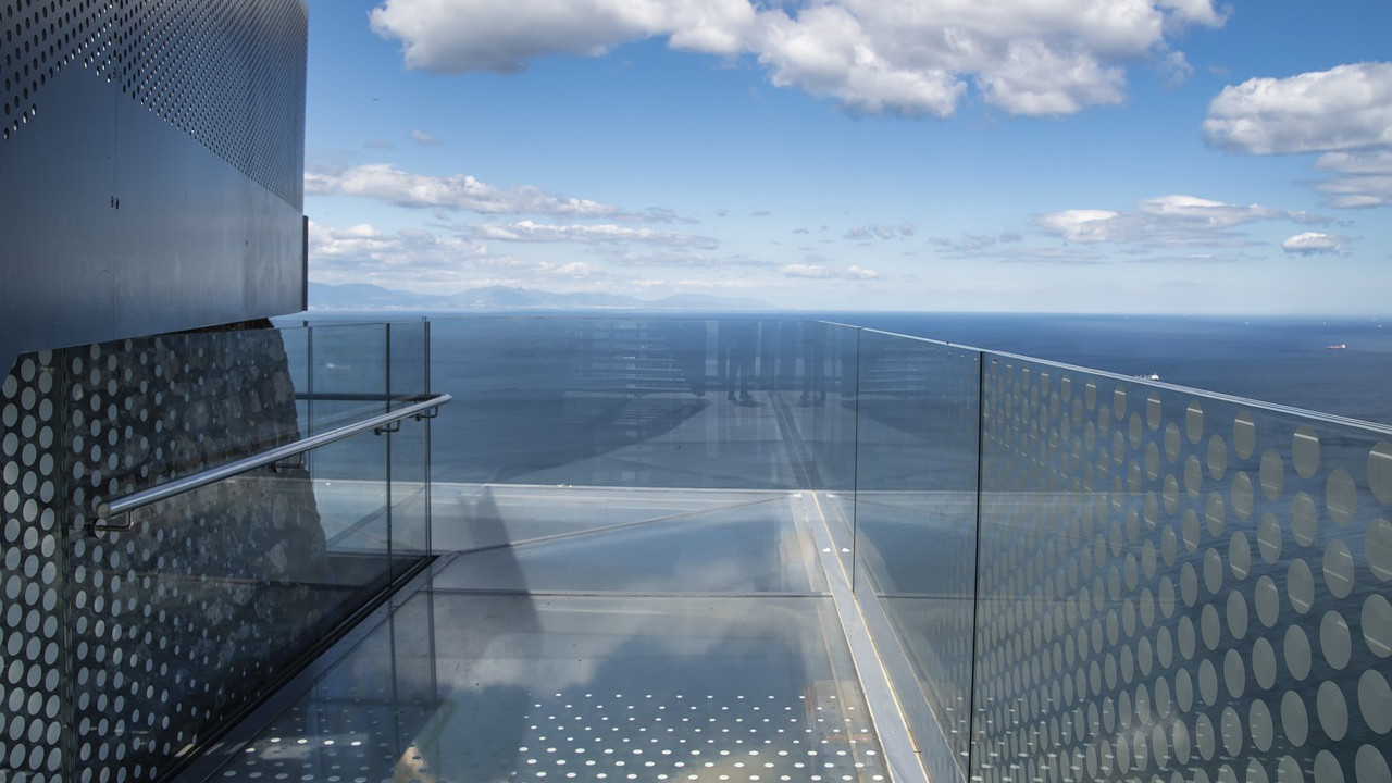 流行|哥哥说：咱们凑钱给母亲买房养老！可我倾尽所有后，成了他的婚房