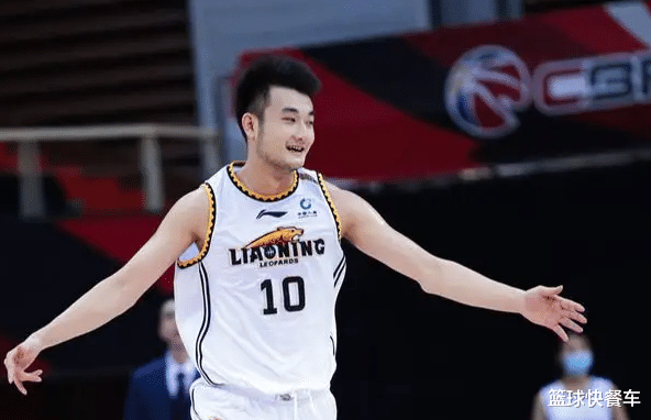 丛明晨|17分钟砍10分2板！辽宁替补席又冒1奇兵 他让杜锋很绝望！