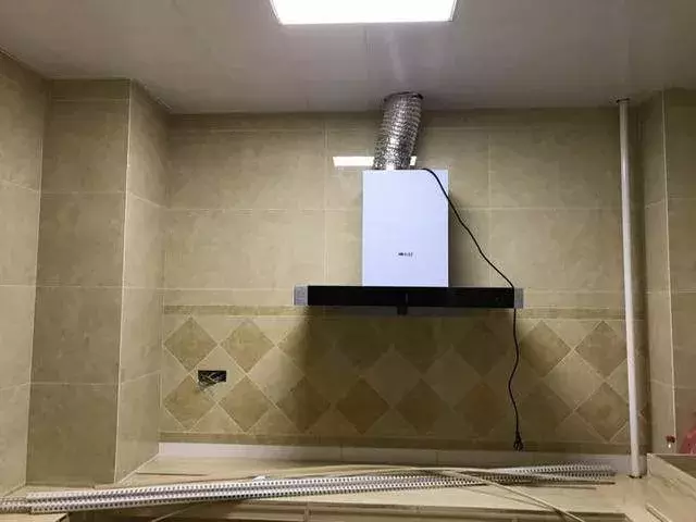 气哭了,我晒新家,没想到遭吐槽,说像灵堂,全屋窗帘是最大败笔