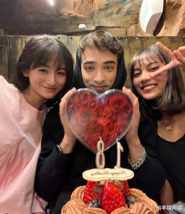 韦唯|恭喜！韦唯被聘为西纳瓦大学博士生导师，定居泰国仨儿子高大帅气