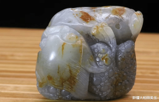 |经常佩戴和田玉有助于健康,但佩戴时也有禁忌,新手玉友要牢记