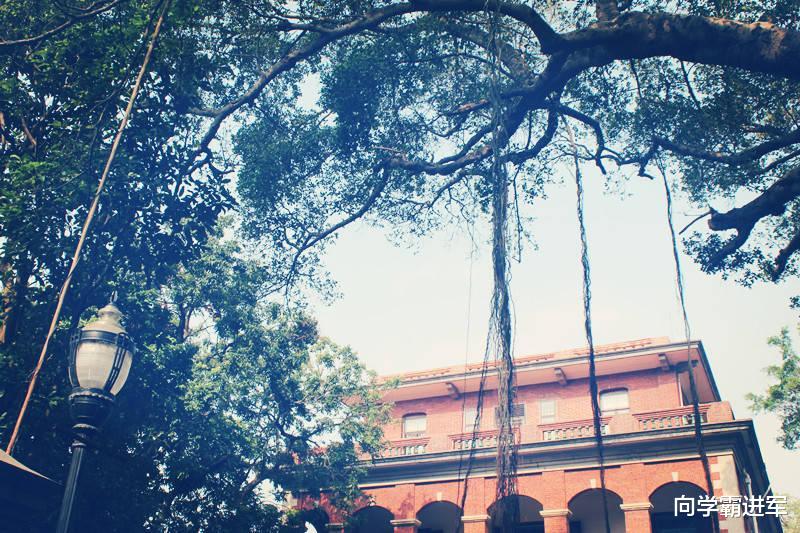 教师|大学：“铁饭碗”职业排行榜，仅供参考！