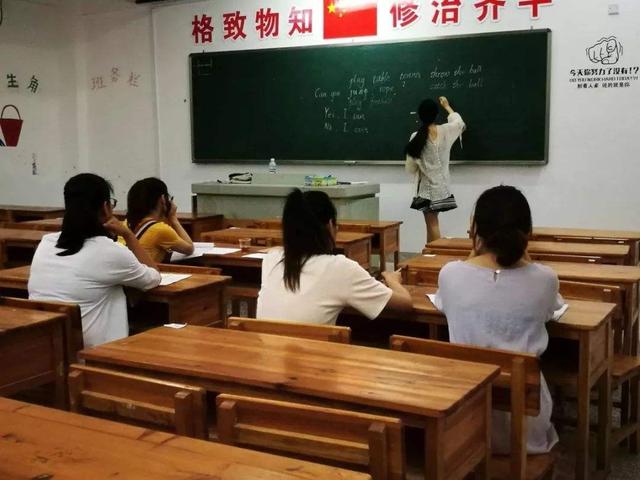 高校|985学姐告诉你,“含金量”不高的四张证书,不建议大学生报考