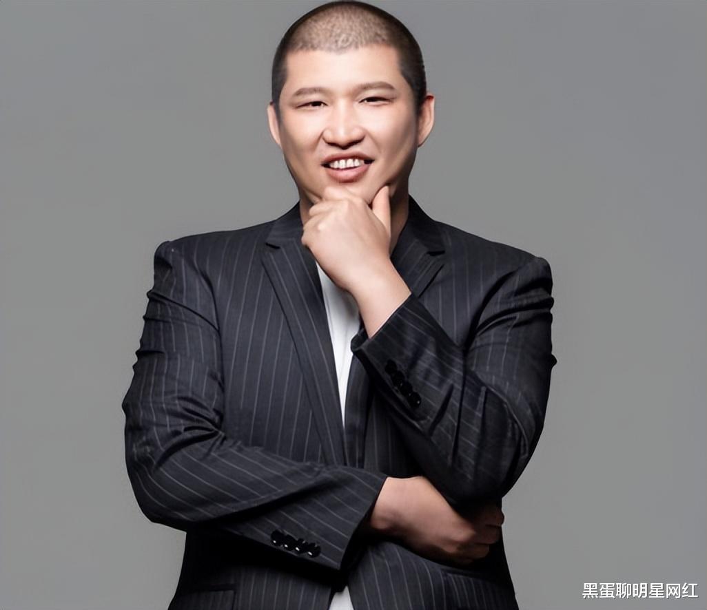 井元林|倪海杉变得低调了?直播恭维辛巴、二驴,否认“上海首富”传言