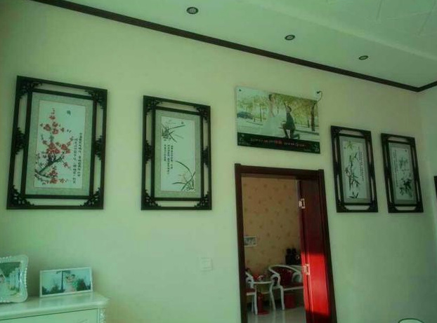 晒晒我的农村婚房,占地面积600平,厨房超级大,卧室谁见过?