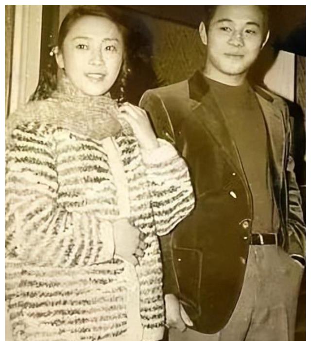 李连杰|32年前，生完孩子就被李连杰抛弃，住地下室10年的黄秋燕，怎样了