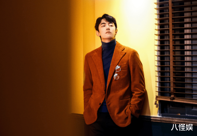 纪凌尘|越爱越高调!纪凌尘与韩籍女友狂晒俩人依偎照甜蜜表白:520 爱你